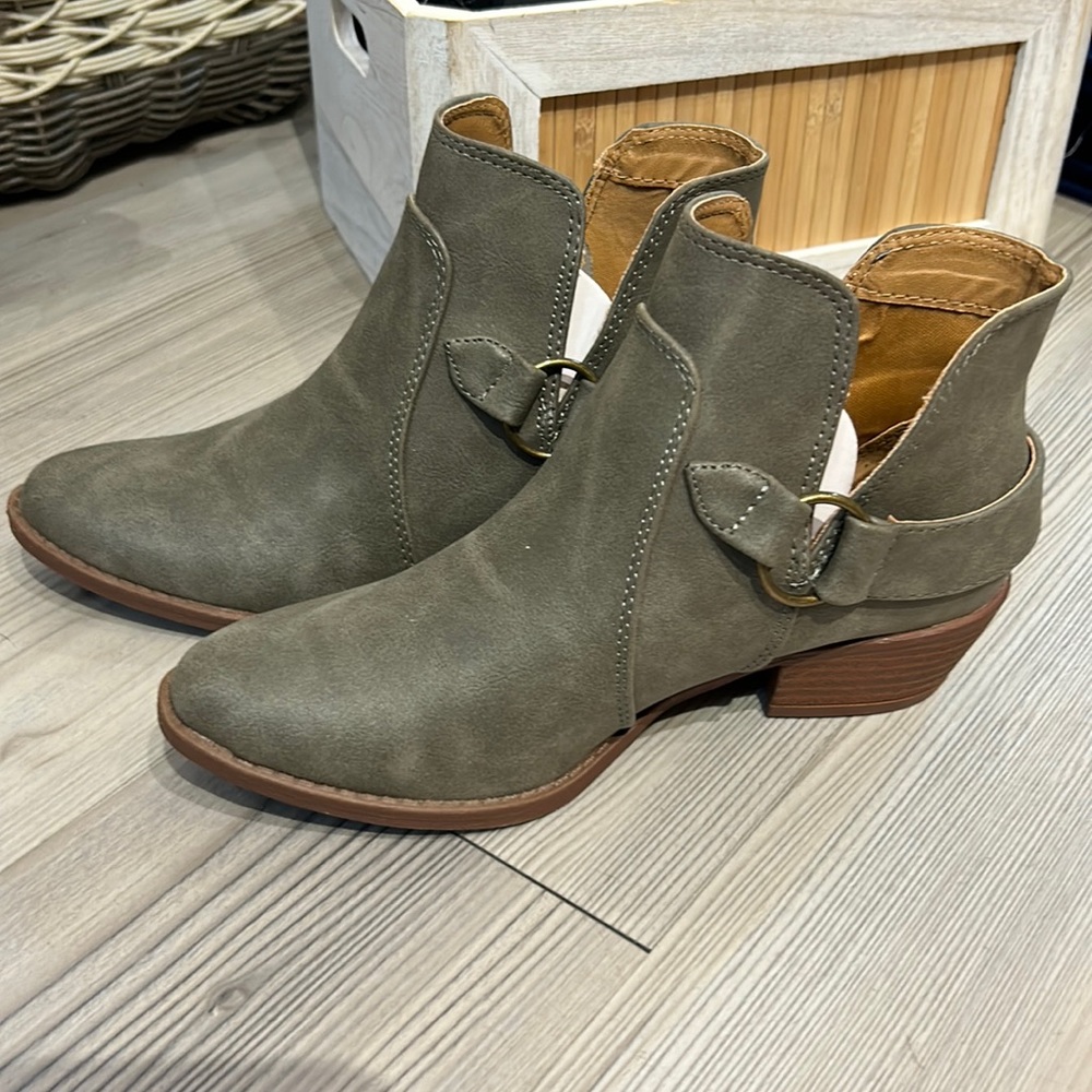 Buckled Strap Shaft Bootie